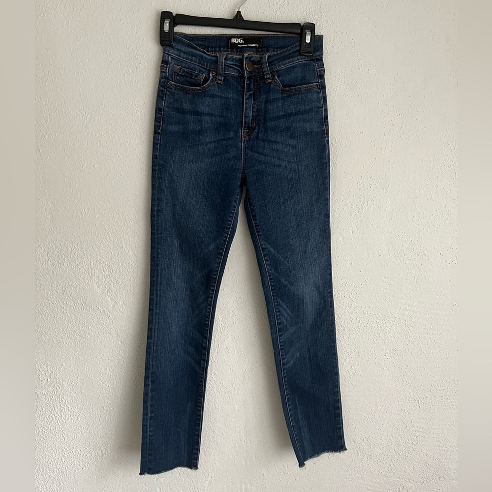 BDG Woman Blue High Rise Cigarette Jean, Size 27
